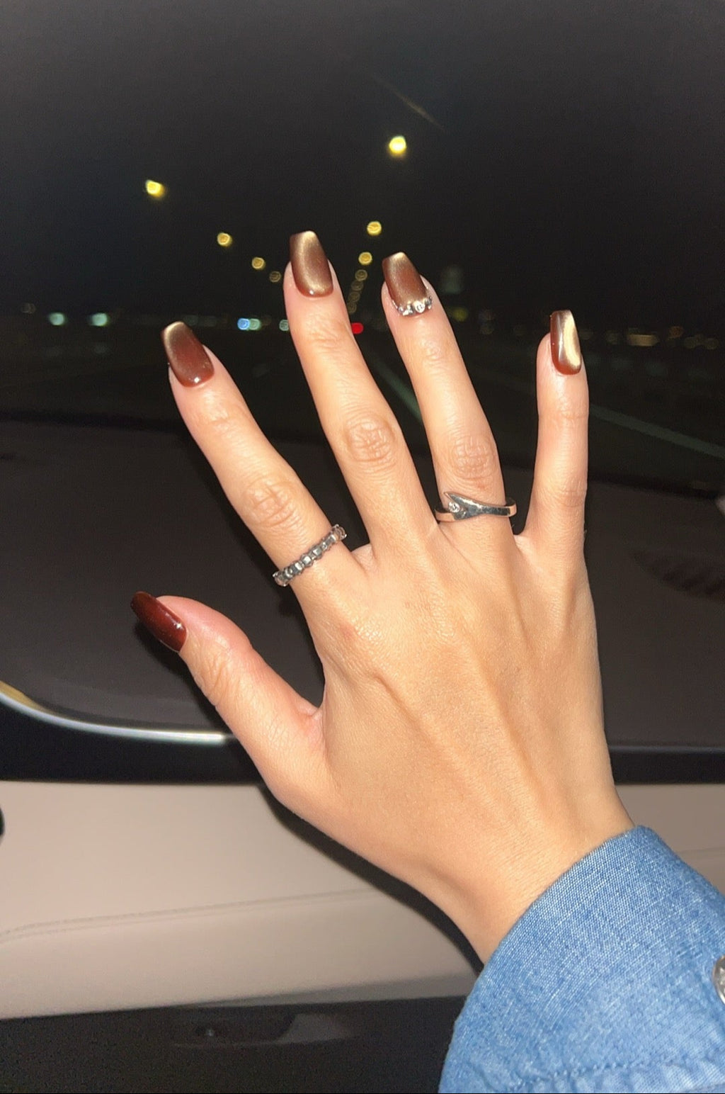 Soft Command / No.06 – Deep Brown Gloss Press-On