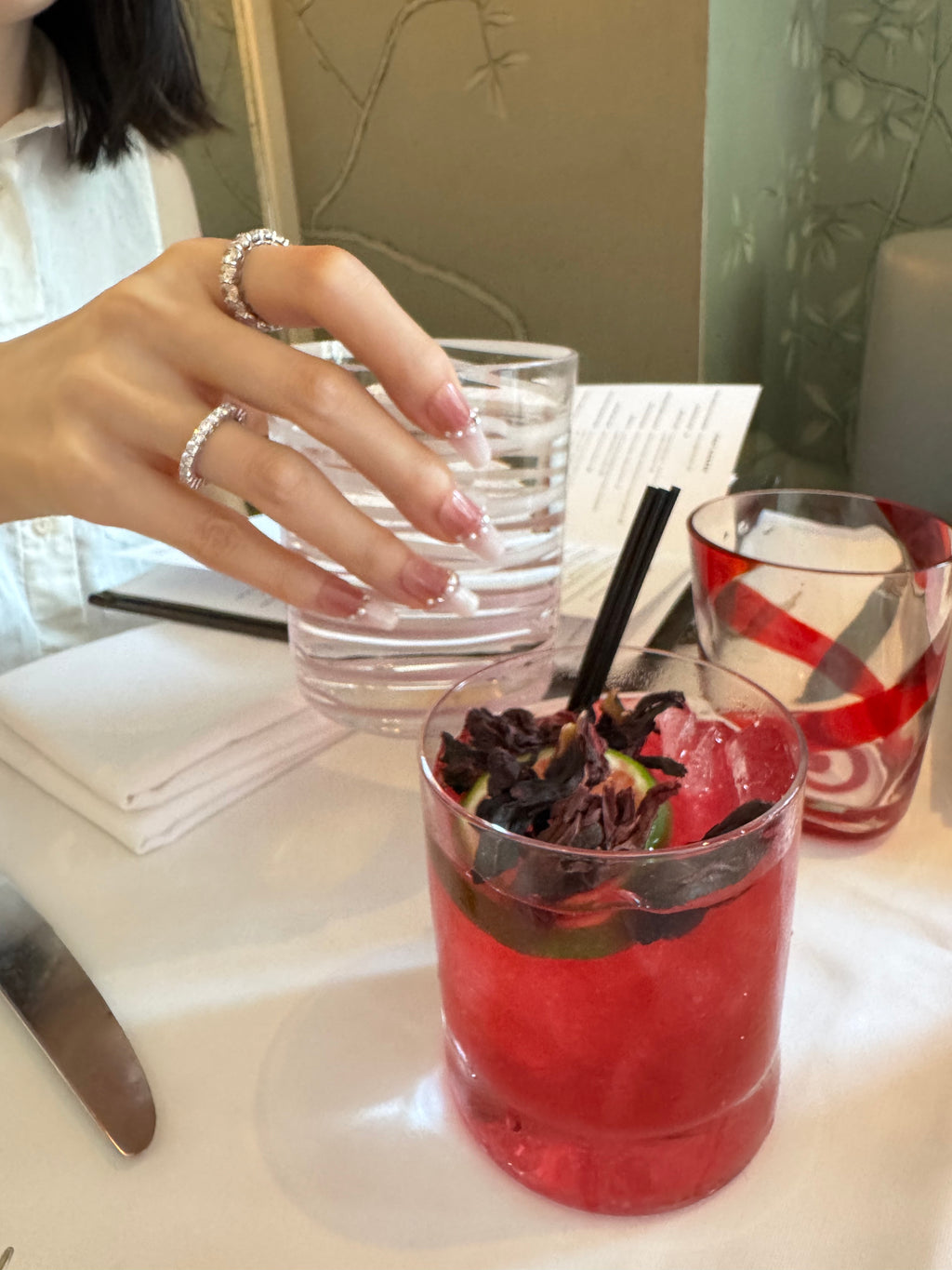 Sweet Edge/ No.11 – ピンクとパールのロングフレンチ